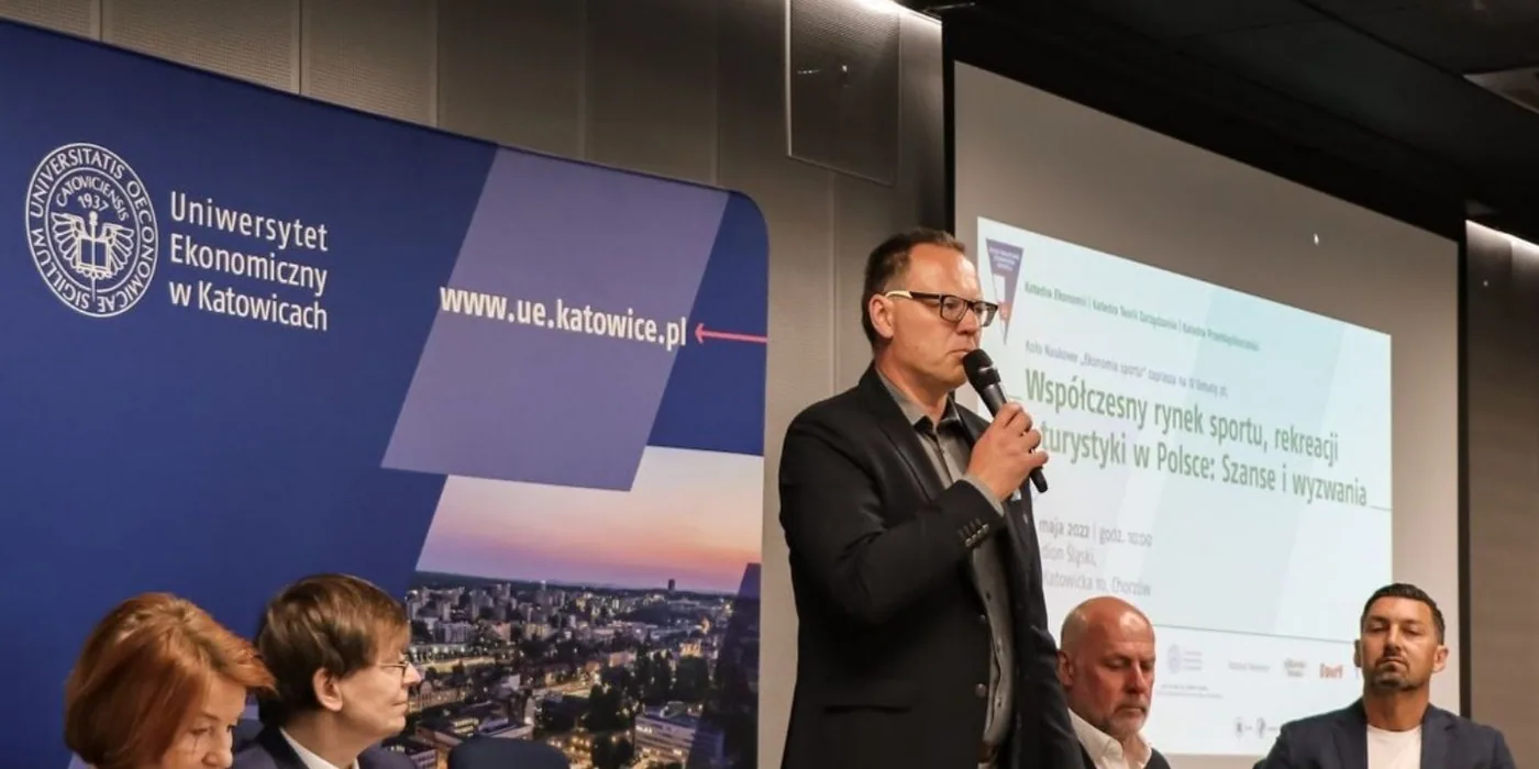 Edukacja poprzez sport ścieżką rozwoju. Takie debaty są bardzo potrzebne