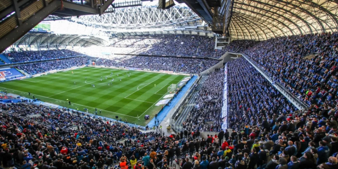 Warta gospodarzem derby Poznania na stadionie przy Bułgarskiej. W końcu